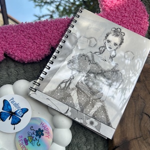 Sketchbook ispirato a Paradise Kiss rilegato a mano in carta ecologica - 2 stickers personalizzati in omaggio - fronte e retro diversa
