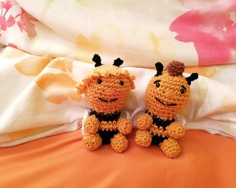 Cuddly toys Maya and Willi the bees are crocheted, also suitable as a toy or pendant