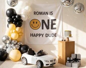 Personalized One Happy Dude Birthday Banner, Modern First Backdrop, Custom Name Smiley Face Party Decor, Neutral Baby Boy Sign