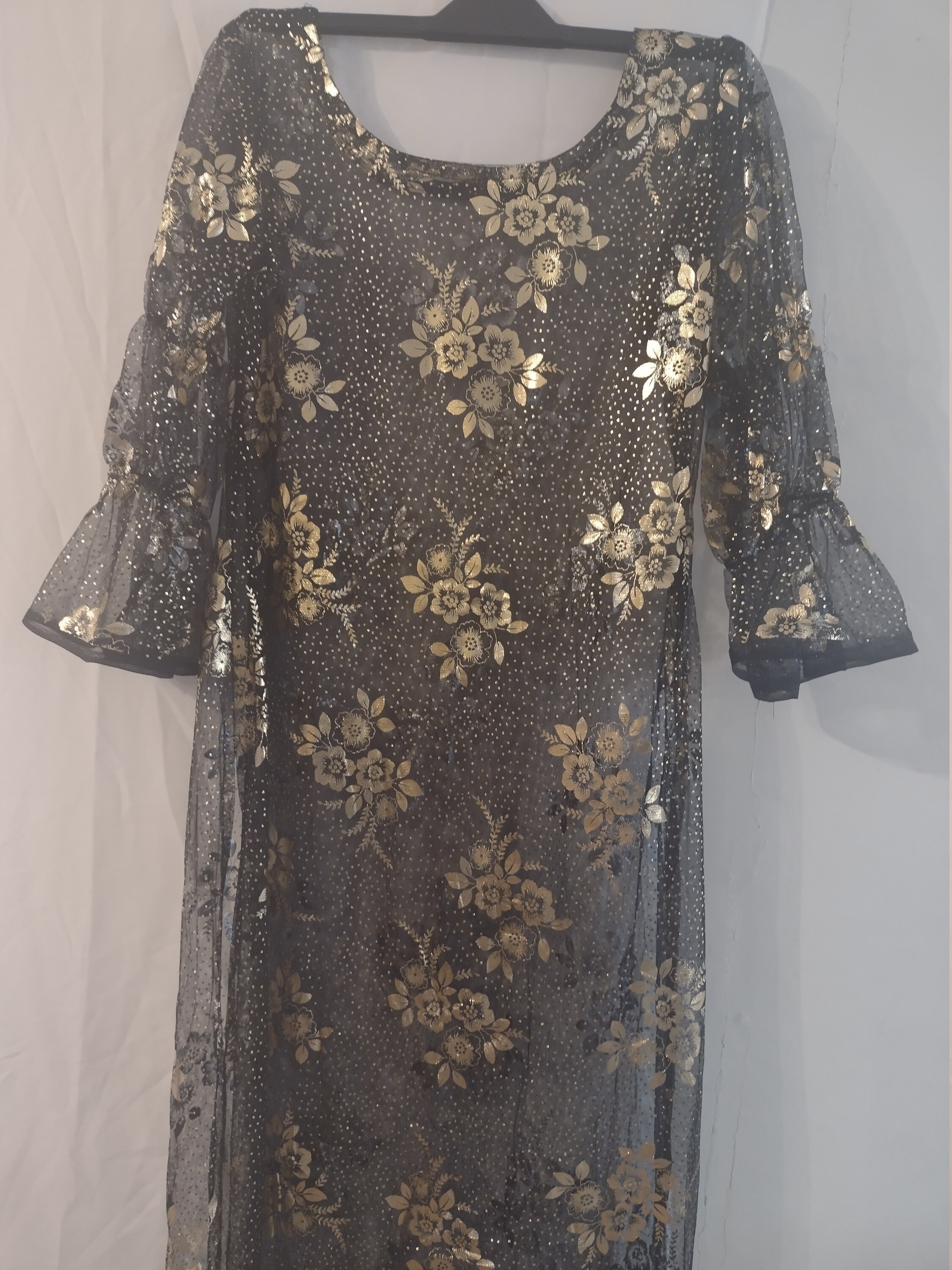 kaftan black and gold