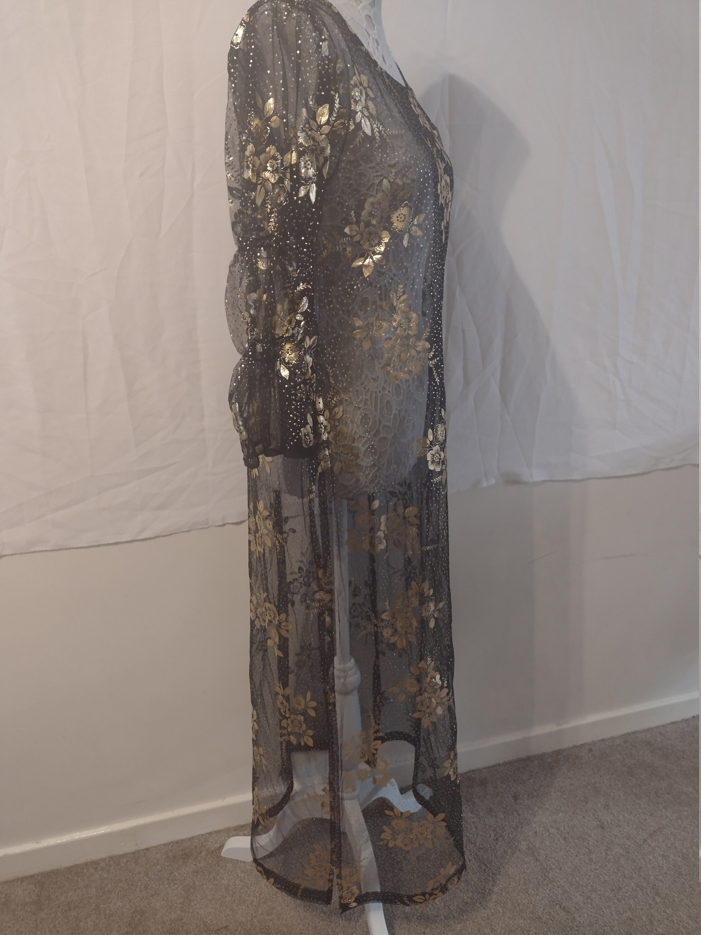 kaftan black and gold