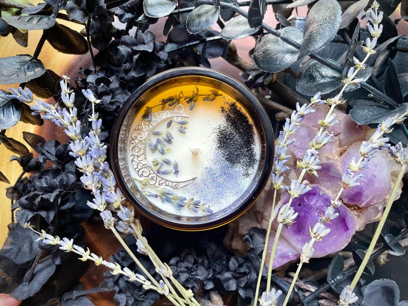 Lavender Embers Candle - Thumbnail 2
