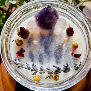 It&#39;s Me Time Candle (Lavender/Gardenia) - Self-Love/Relax - Amethyst/Rose Quartz/Clear Quartz/Lavender Spring/Chamomile/Rose- Soy - 16oz