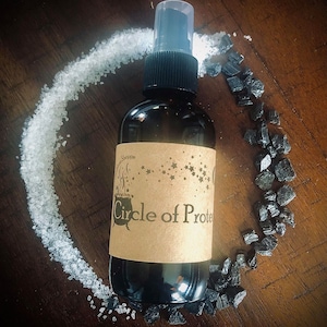 Circle of Protection Room/Linen Spray (Pine/Sandalwood) - Protective Barriers/Energy Protection/Spiritual Protection