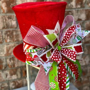 Christmas Tree Topper, Whimsical Top Hat Topper, Hat Tree Topper, Christmas Decor, Top hat tree topper