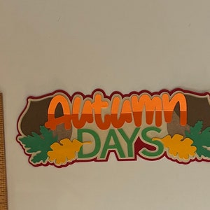 Herfstdagen Herfstkleuren Plakboek Titel of kaart Versiering Handgemaakt papier gestanst gestanst