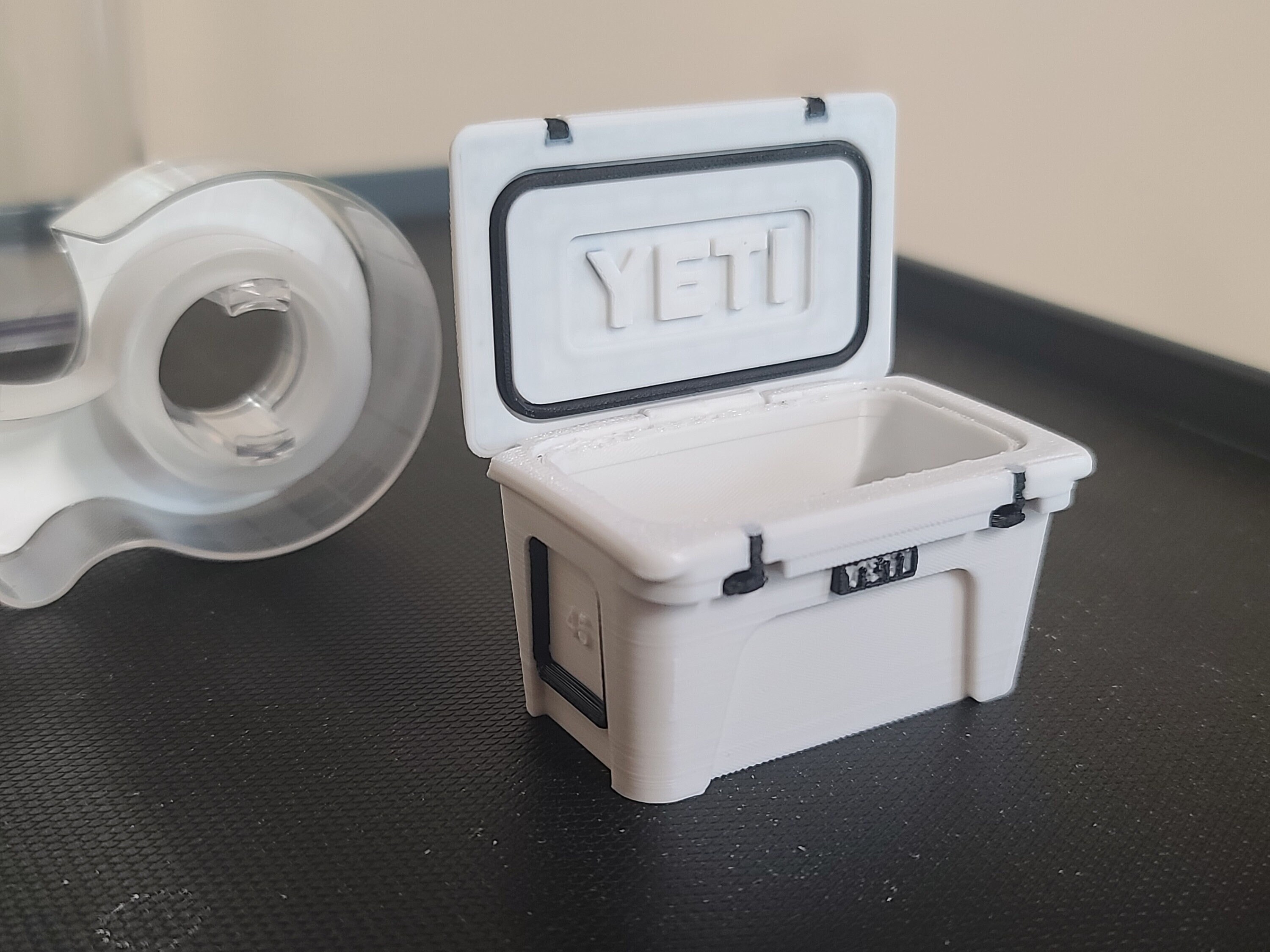 1/10 Scale YETI Cooler SCX10 1:10 Icechest Mini Two Tone Colors 