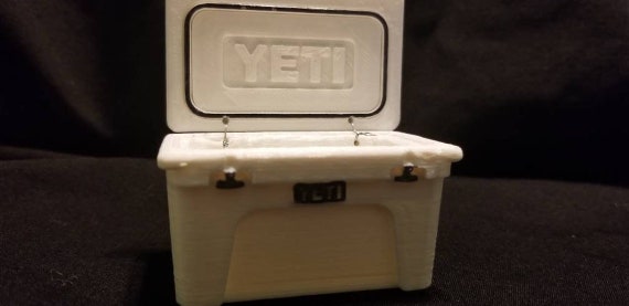 1/10 Scale YETI Coolers