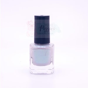 Green Mesmerizing Mum 10 Toxin Free Nail Polish