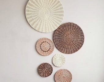 Platos de mimbre estilo bohemio para colgar en la pared (juego de 6)