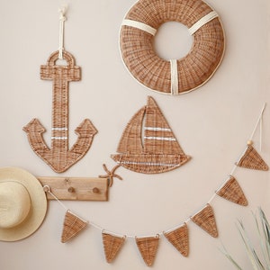 Décoration murale pour enfants de style nautique, Tentures nautiques, ancre murale en osier, bouée de sauvetage murale en osier, bateau mural en osier, décoration murale pour chambre de garçons