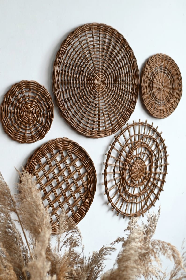 Set of Brown Wicker Hanging Baskets Boho Wall Wicker Plates Etsy