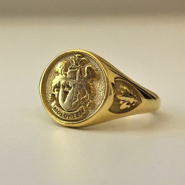 Chevalière plaquée or personnalisée, bague plaquée or massif 925, bague de crête familiale, bague de blason, bague héraldique, personnalisée et personnalisée