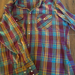 VINTAGE Saddlebrook Pearl Snap Size L