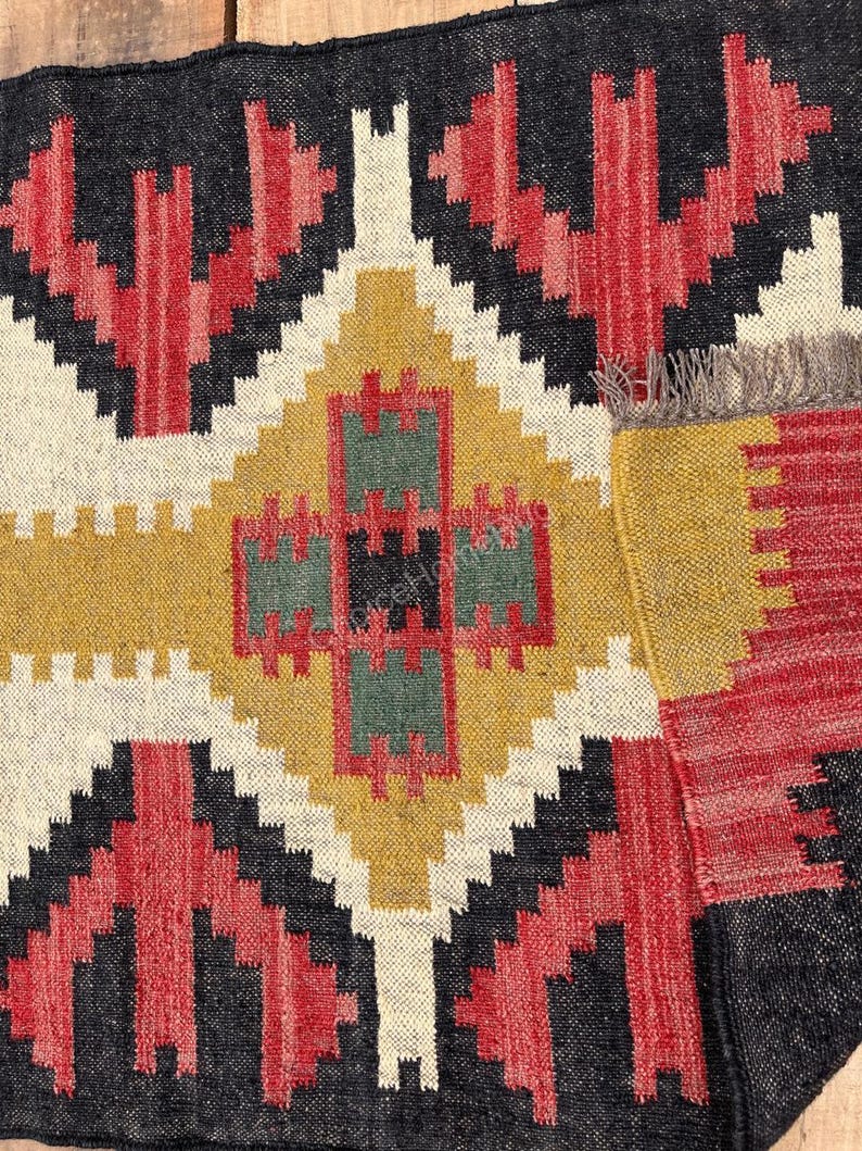 Red Black Sustainable Wool Jute Living Bedroom Hallway Dorm Kilim Rug