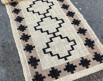 Handwoven Wool Jute Kilim Runner Rug, Ivory Black Tribal Southwestern Hallway Rug, Boho Entryway  Geometric Carpet