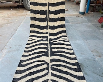 Zebra Runner Rug, Black Cream Wool Jute Rug, Handmade Zebra Stripe Runner, Boho Hallway Rug, Animal Print Runner, Tribal Farmhouse Decor