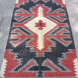 Handmade Wool Jute Kilim Rug: Boho Ethnic Floor Rug (4x6 ft)