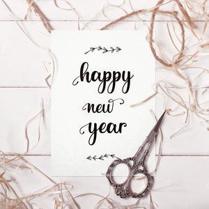 Tarjeta de feliz año nuevo imprimible, tarjeta de víspera de año nuevo 2025, tarjetas festivas de año nuevo de invierno, tarjeta de felicitación de año nuevo, tarjetas para año nuevo, 5x7