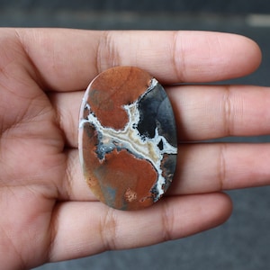 Maligano jasper cabochon