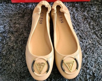 New!! Guess Flats Shoes