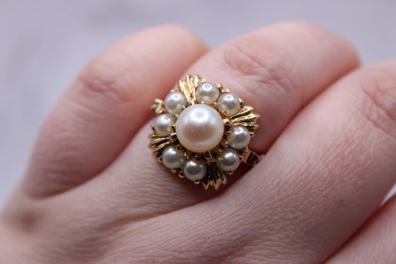 Estate 14K Yellow Gold Cluster Pearl Ring - image 5