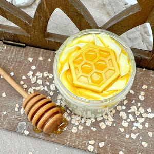 Oatmeal Milk & Honey - Whipped Body Butter - Moisturizer