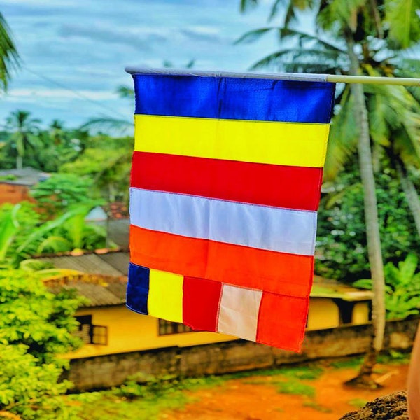 Drapeaux religieux bouddhistes # Symbole universel du bouddhisme \ Drapeau de célébration du jour du Vesak - Fait à la main sri-lankais