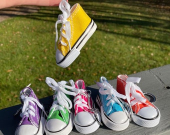 little converse shoe keychains