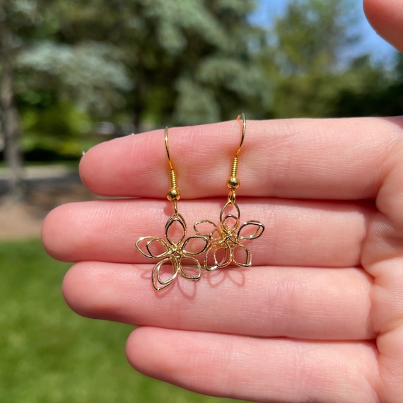 Wire Flower Dangle Earrings Novelty Earrings Unique 