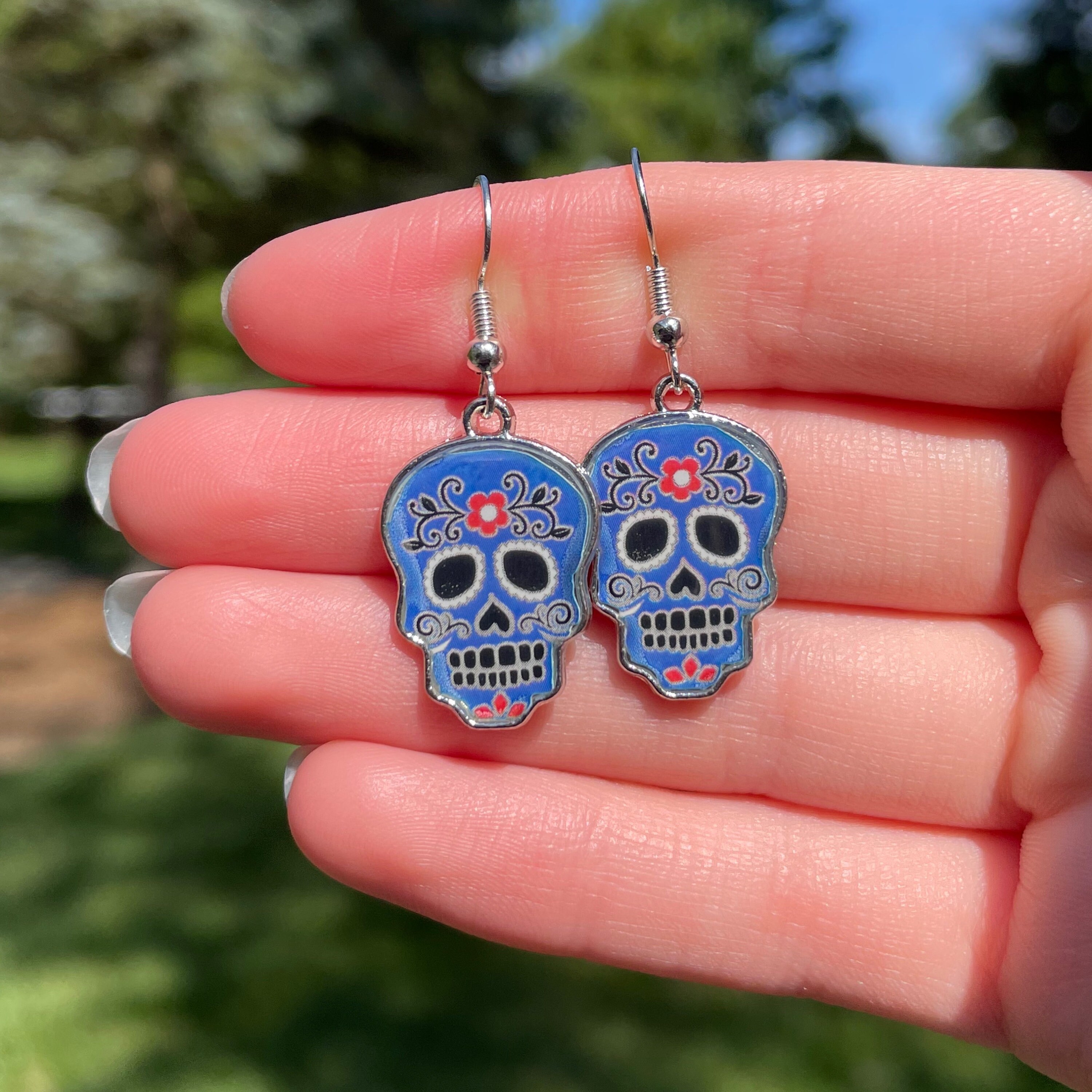 Funky Skull DJ Dangle Earrings - Acrylic Music Headphone Earrings For Women, Punk & Gothic Style - View #6