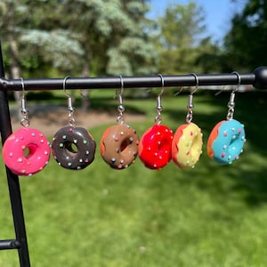 3D Donut Dangle Earrings | Novelty Earrings | Unique Earrings | Fun Earrings