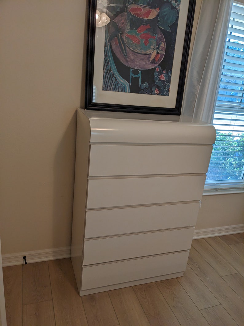 1980s White Laminate Bedroom Set Art Deco Waterfall Dresser With Round