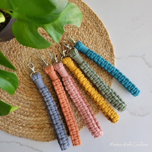Summer Macramé Keychain | wristlet keychain | key fob | wristlet lanyard | keychain for her | keychain for boyfriend | teacher gift | boho