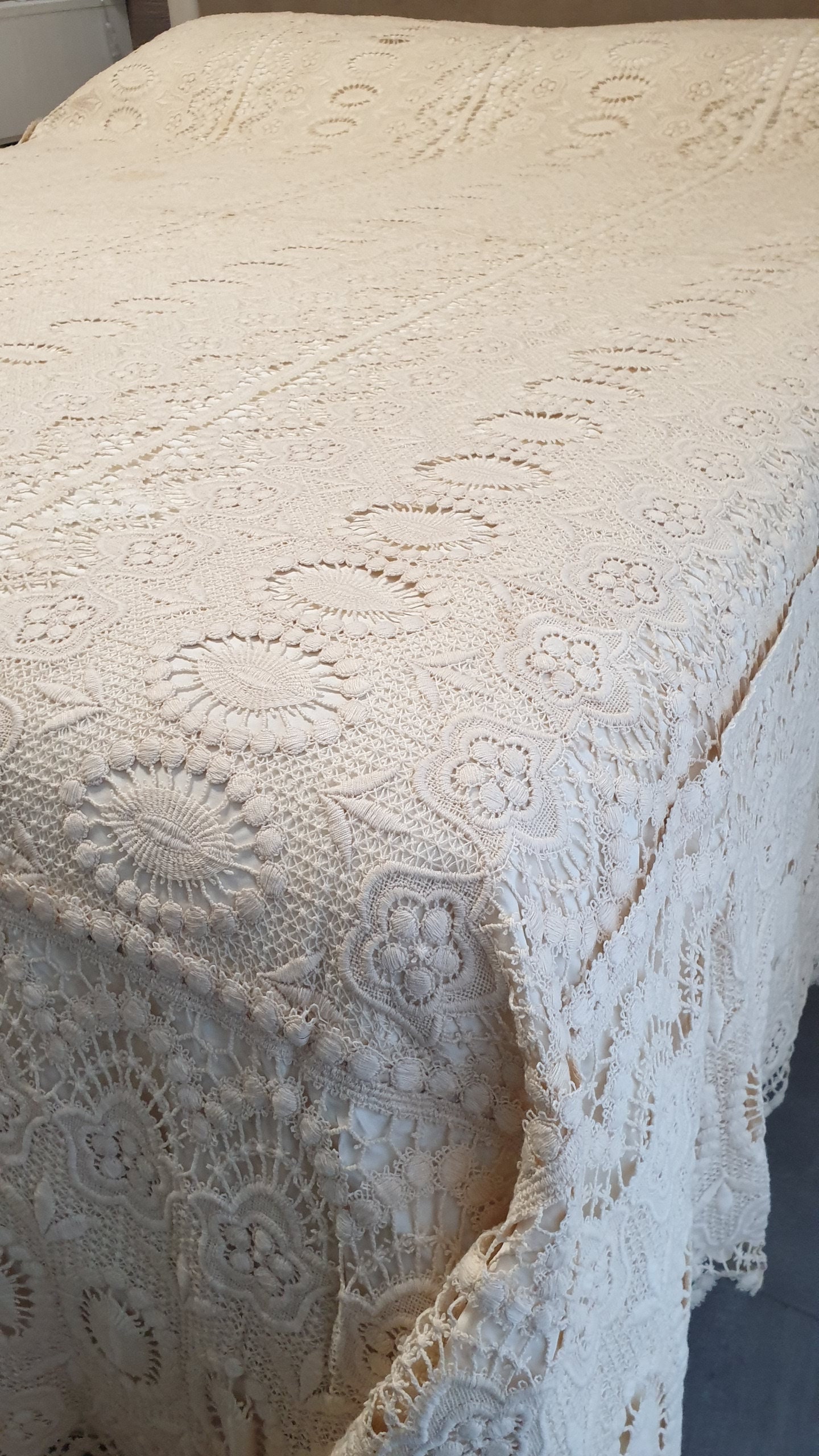 Macrame Bedspread, Cotton Bedspread, Spring Bedspread, Vintage Blanket, White Bedspread