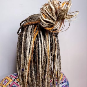 Blonde DE dreads mix: thin crochet synthetic locks and braids in blonde, brown/dark blonde and ginger shades