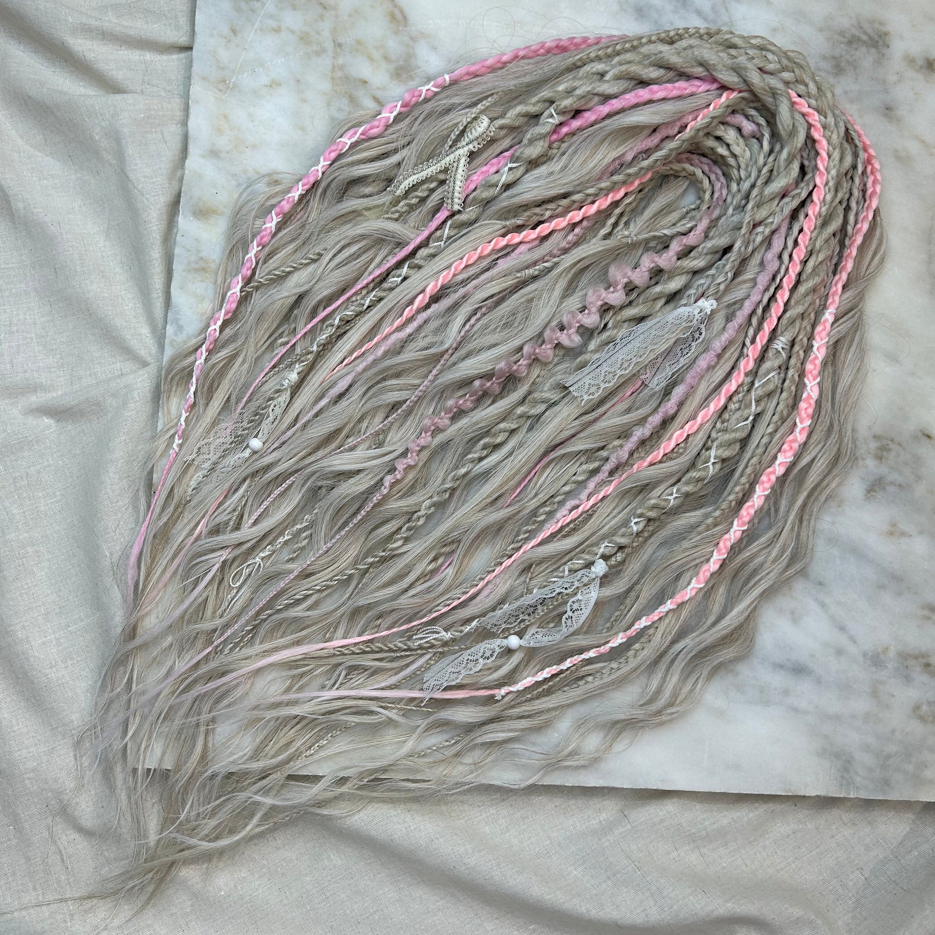 Curly synthetic dreads extensions set, Blonde DE loose wave locks dreadlocks,  Festival soft long loose ends dreads, Easy comb wavy dreads