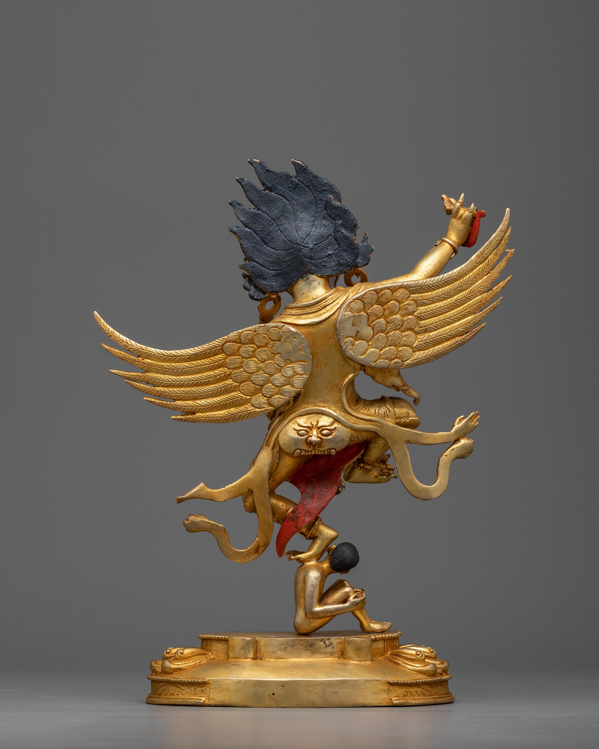 GARUDA TRIKAYA ガルーダ　トリカヤ Garuda Crystal Statue – A Brilliant Confluence of Crystal, Copper