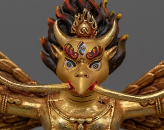 ヴィシュヌ神の乗り物ガルーダ像｜金メッキの置物｜ヒンドゥー教の力の
