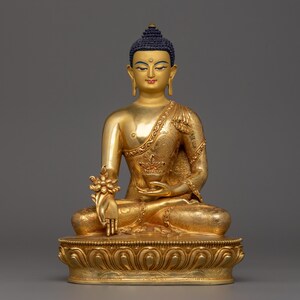 Nepalese Handcrafted Medicine Buddha Copper Statue | Tibetan Healing Deity- Buddhist Dharma and Altar Decor | Meditation Shrine Sculpture