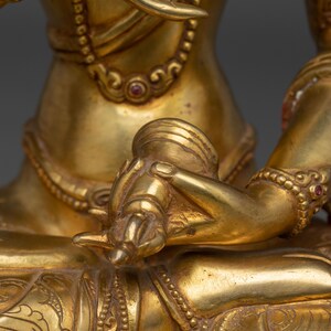 Gyllene staty av Dorje Sempa: Reningssymbol Vajrasattva - Figur för helgedom, altare och Dharma-dekor | Skulptur tillverkad i Nepal bild 8