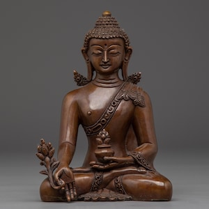 Spiritual Healer Medicine Buddha | Buddhist Altar Decoration | Handcrafted Himalayan Statue for Meditation and Sacred Spiritual Practice