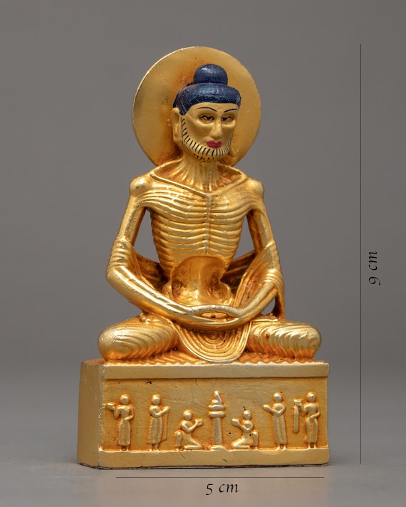 断食する釈迦牟尼仏像 | ゴータマ・ブッダの小さな彫刻 | ネパールの