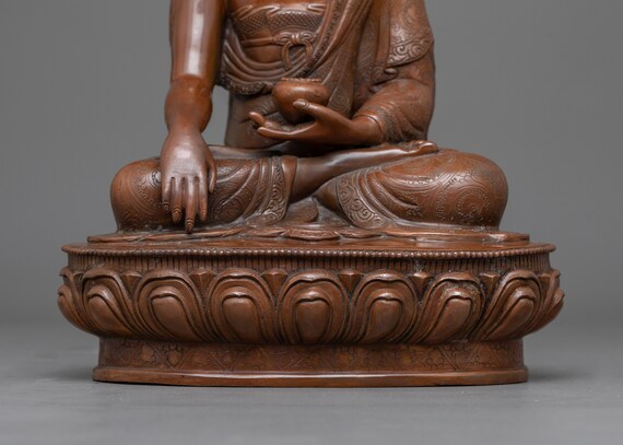 Handmade Oxidized Copper Shakyamuni Buddha Statue | Meditation