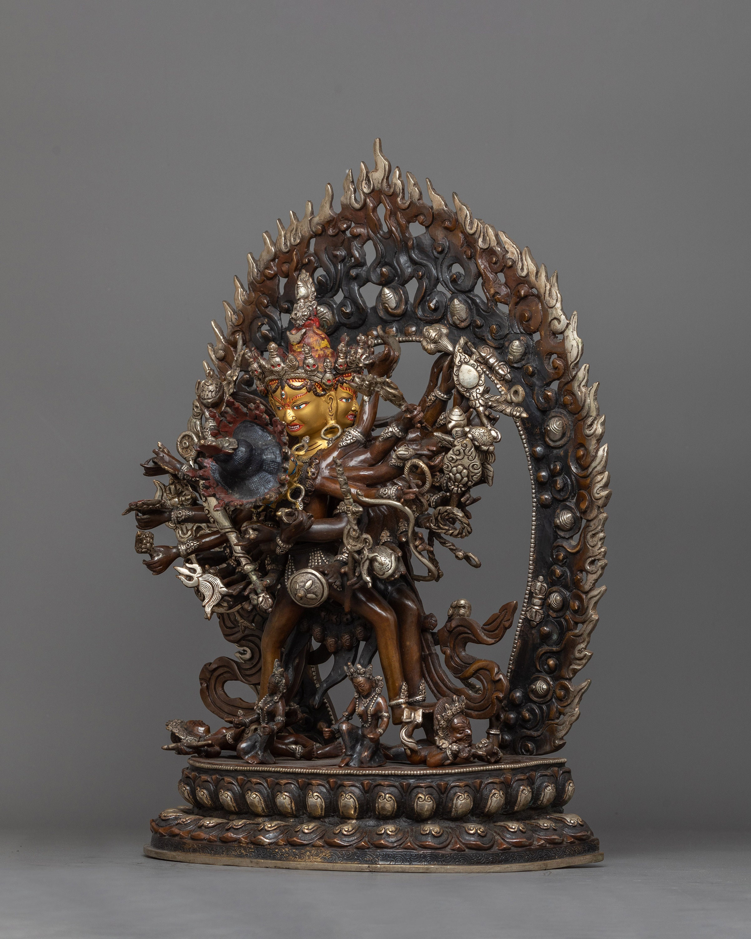 Kala Chakra Statue | Symbolizing Timeless Wisdom and Spiritual Harmony ...