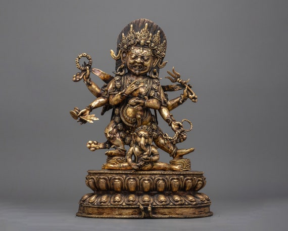 六本腕のマハーカーラとガネーシャ像 | 神の知恵の守護者 | もともと