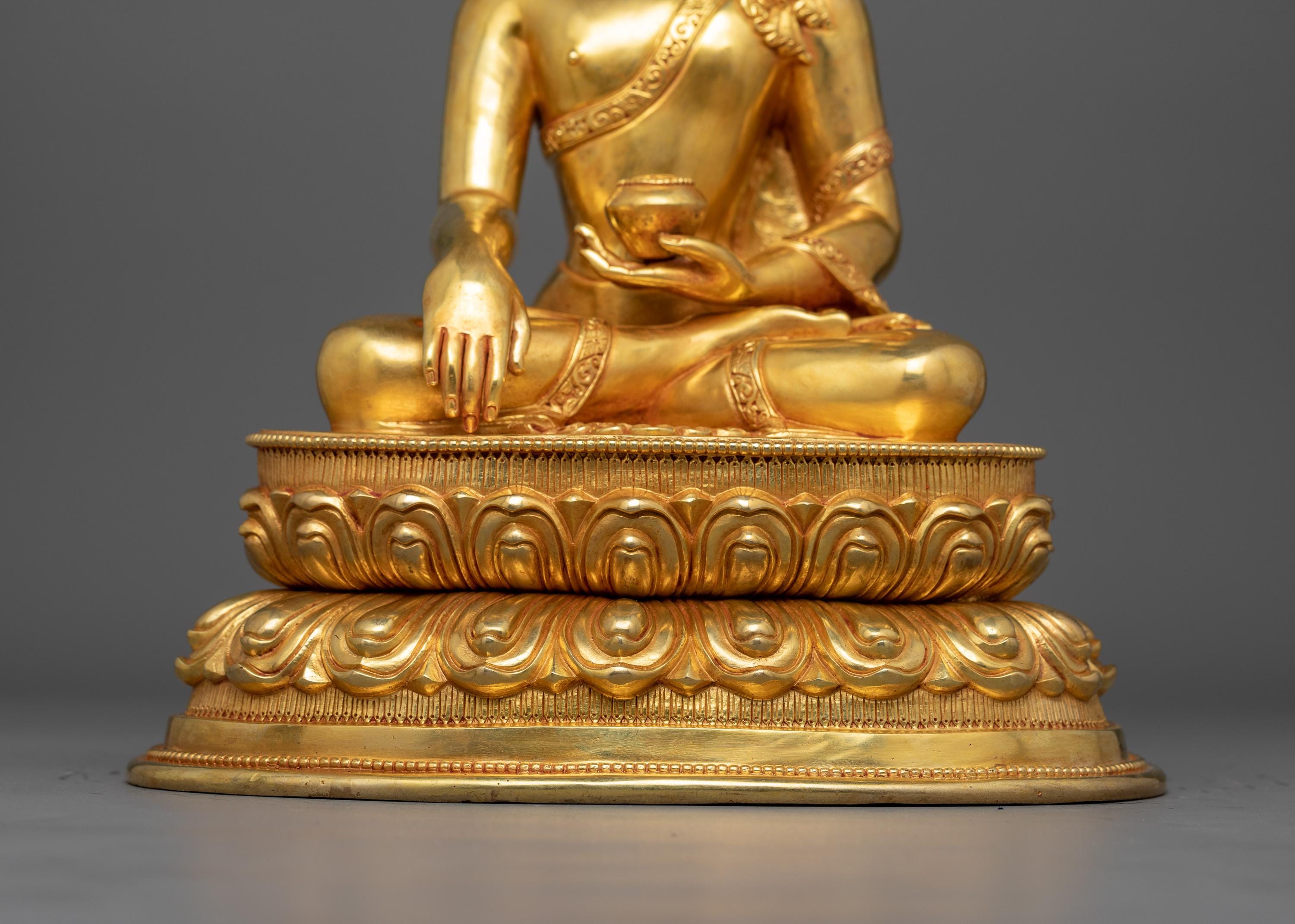 The Statue of Prince Siddhartha Gautama | the Historical Buddha