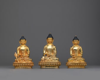 黄金の三仏像セット 16 cm - 釈迦牟尼仏、薬師如来、阿弥陀如来