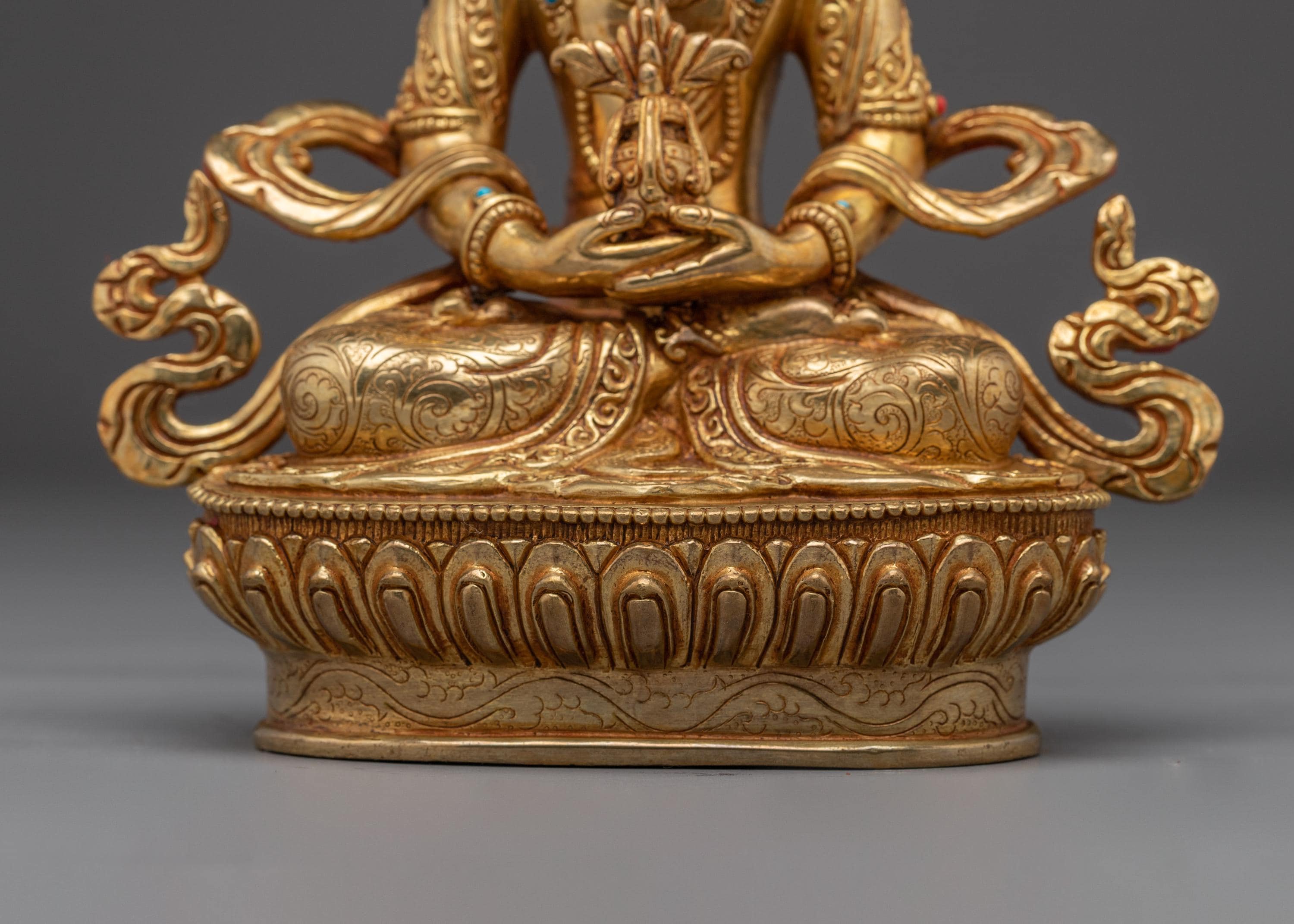 黄金の手作り阿弥陀如来像 | 高さ8.7インチ（22cm）24K金鍍金銅製長寿