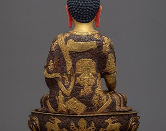 ネパール　釈迦牟尼坐像 釈迦牟尼仏の古代像 | 仏教の創始者ゴータマ・ブッダの手彫り